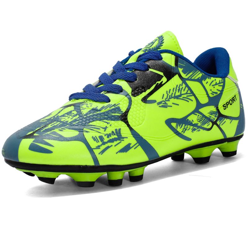 football shoes without spikes