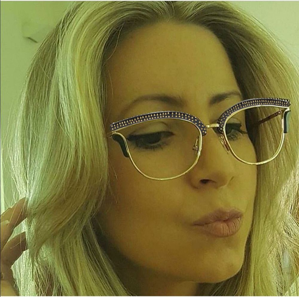 eyeglass frame trends for women