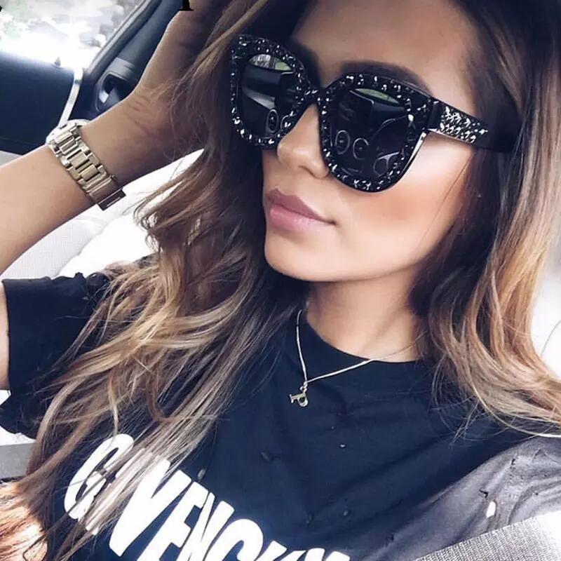 Acquistare Occhiale Da Sole Cat Eye Donna Occhiali Da Sole Quadrati Di  Lusso Occhiali Da Sole Di Marca Italiani Di Marca Specchio Retrò Occhiali  Da Sole A Forma Di Stella Donna Nero