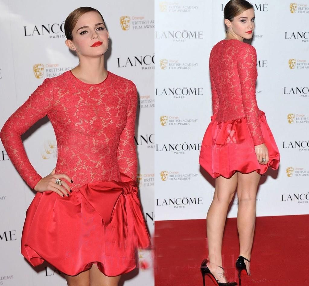 Emma Watson Red Lace Cocktail Prom Dresses Red Carpet Dress Jewel Illusion Bodice Long Sleeves Short Mini Party Gowns Couture Cocktail Dresses Dark