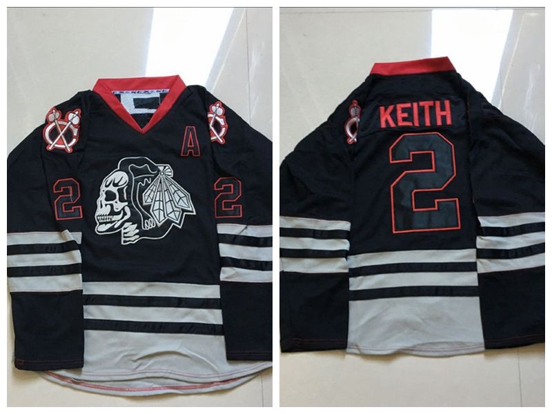 blackhawks skull jersey