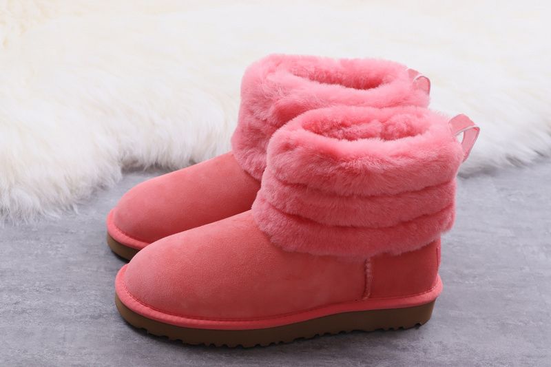 ugg fluff mini quilted logo boot