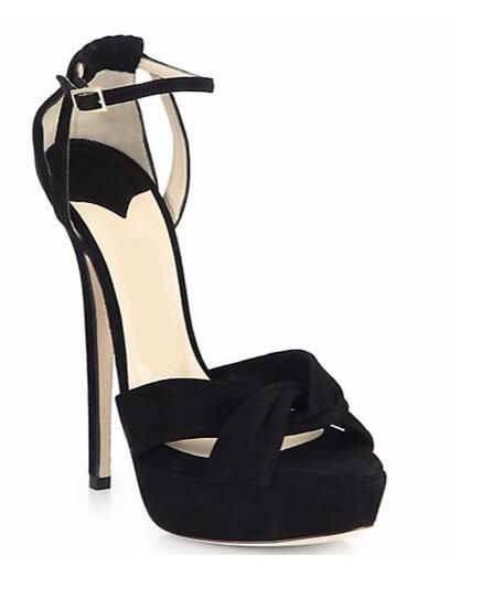 salto alto preto fino