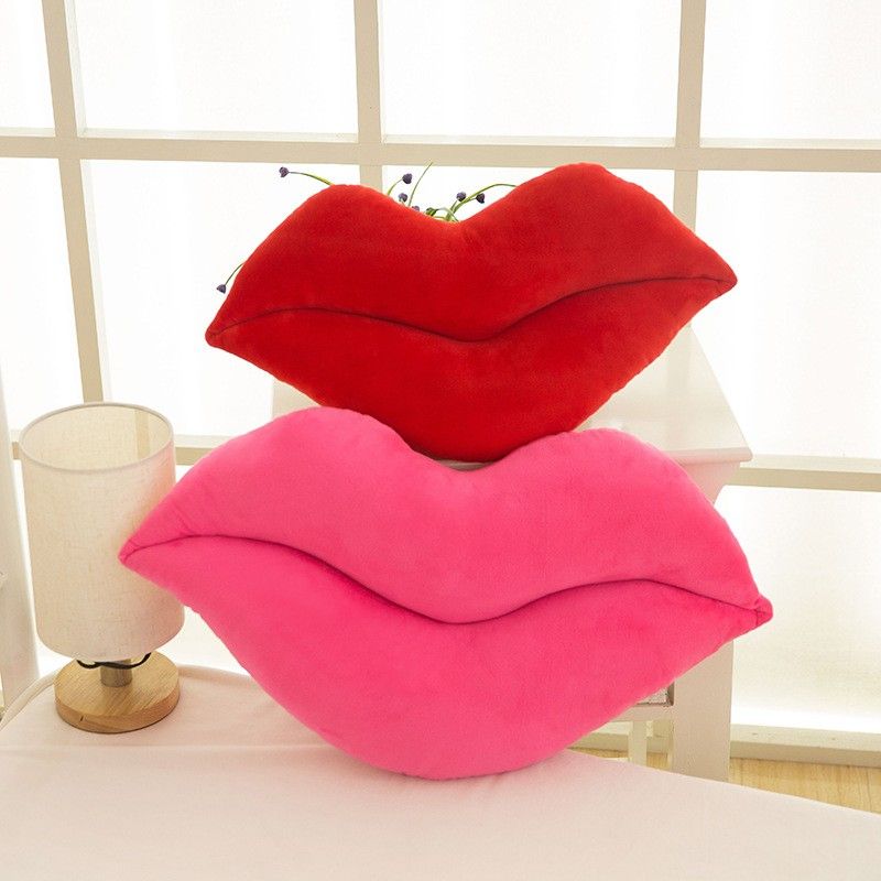 Lovely Funny Pillow Lips Design Plush Stuffed Decoration Cotton
