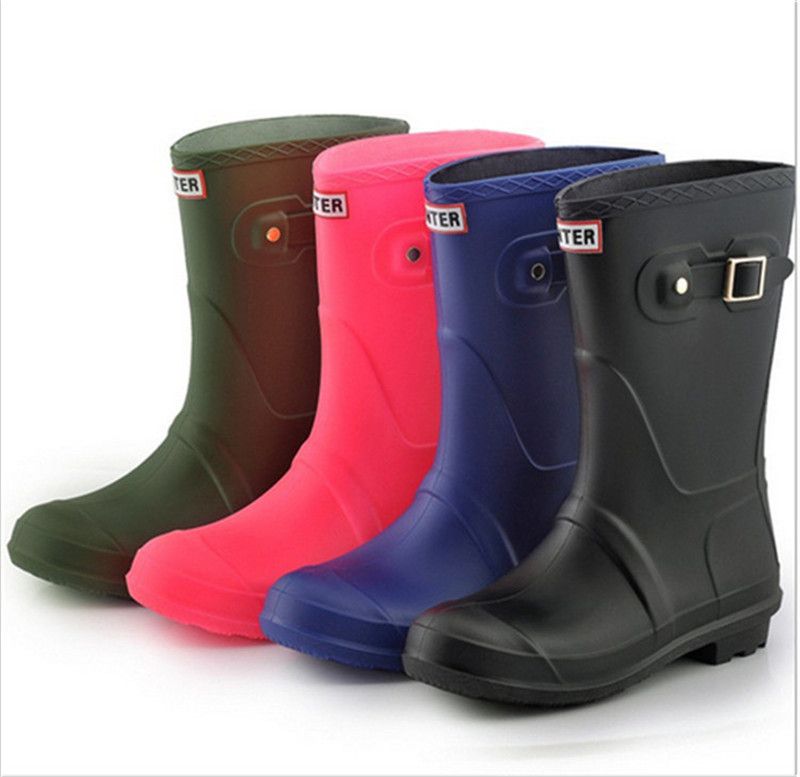low rain boots