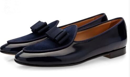 converse sports shoes