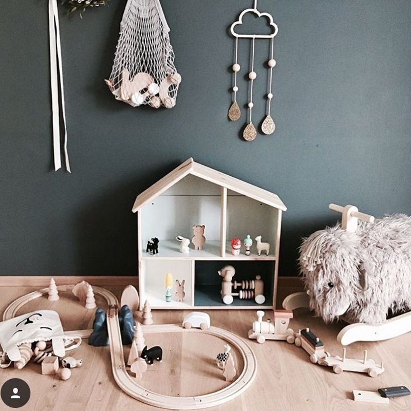 baby room hanging decor