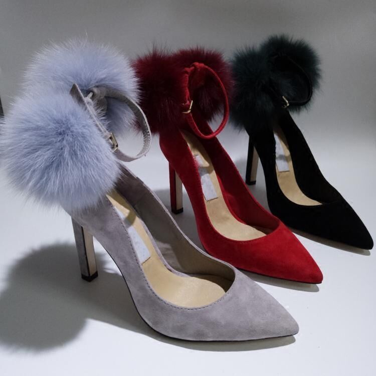 ladies black suede pumps