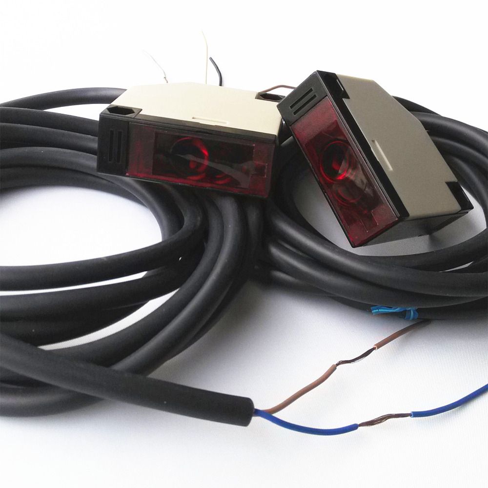 Gray Pair E3JK-5M1 Bijection Photoelectric Approach Switch 5 x 5 x 1.8 cm Black