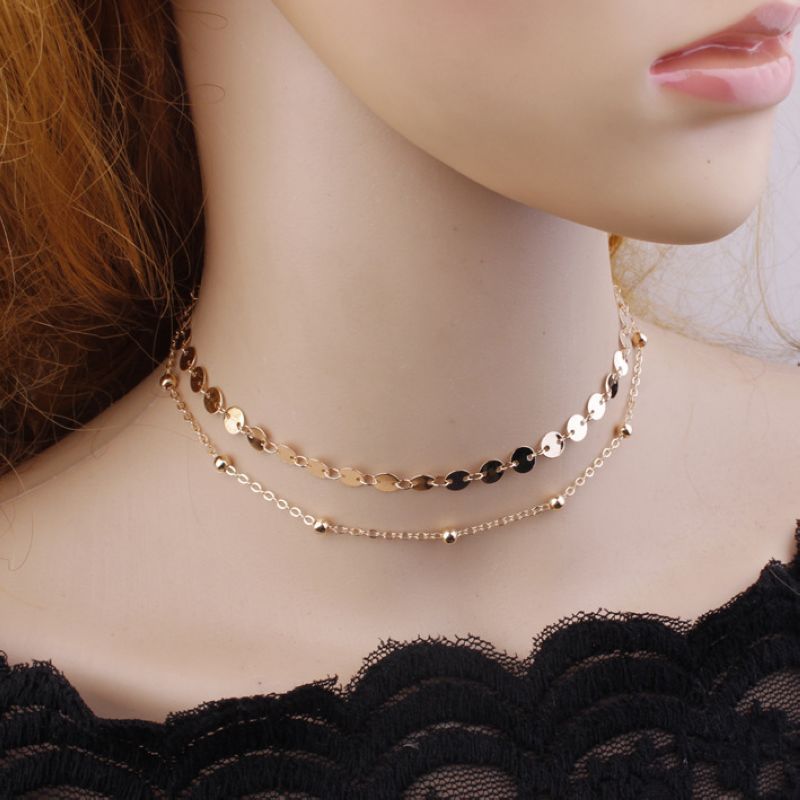 choker on neck