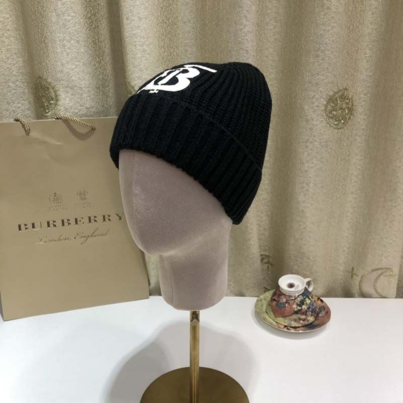 burberry skull cap