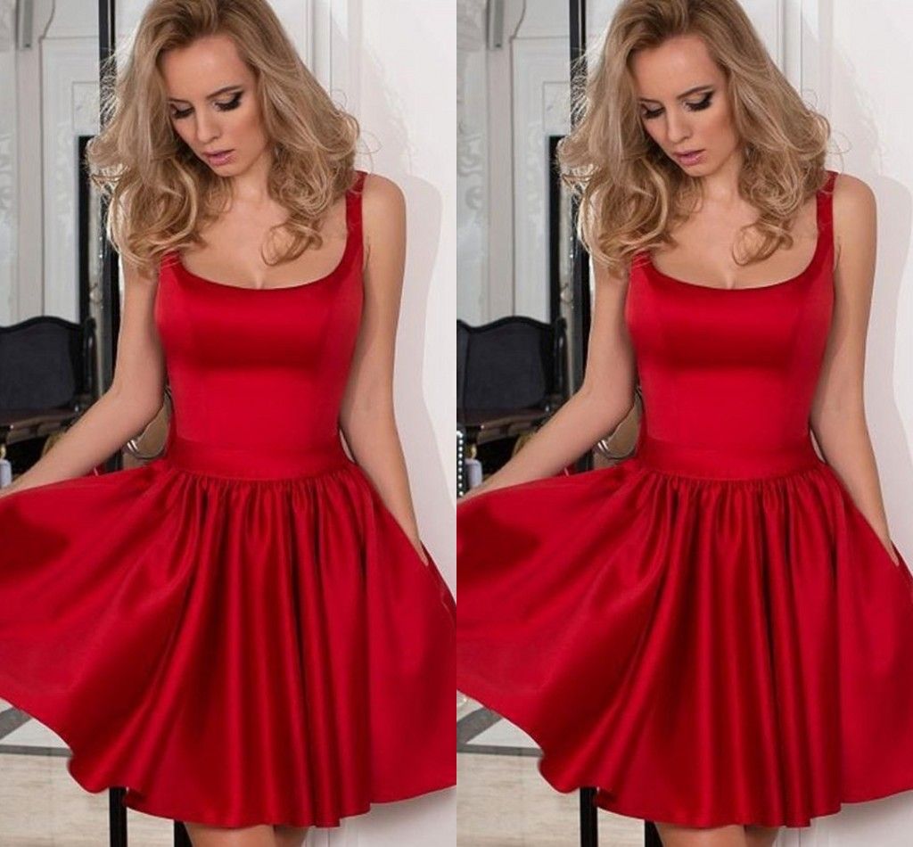 Sexy 2019 Nueva Vestidos cóctel cortos rojos Correas de espagueti Plisados