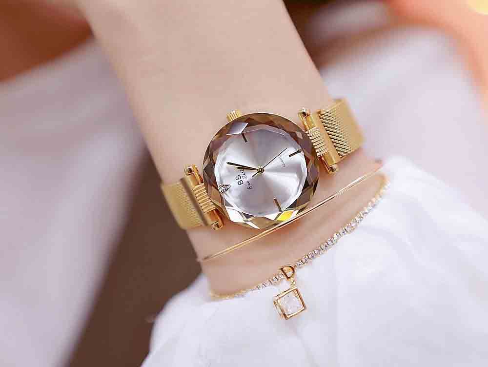2019 Fashion Flower Mirror Women Watch Waterproof Magnet Mesh Belt Wristwatch Luxury Lady Dress Bracelet Watches B072 Waterproof Watches Couple Watches From Cyt56 42 98 Dhgate Com