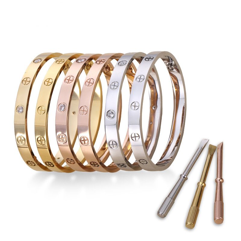 designer bracelets for ladies