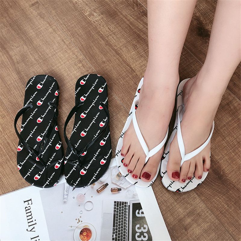 summer flip flops sandals