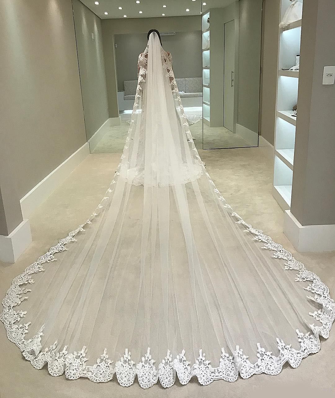 Babyonline One layer elegant Lace Applique Edge Wedding Bridal Veil With Combs