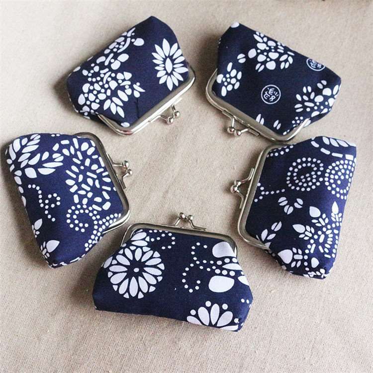 Flowers And Triangles Coin Purses Vintage Pouch Kiss-lock Change Purse Wallets