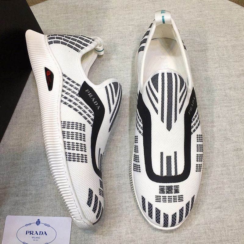 trendy trainers mens