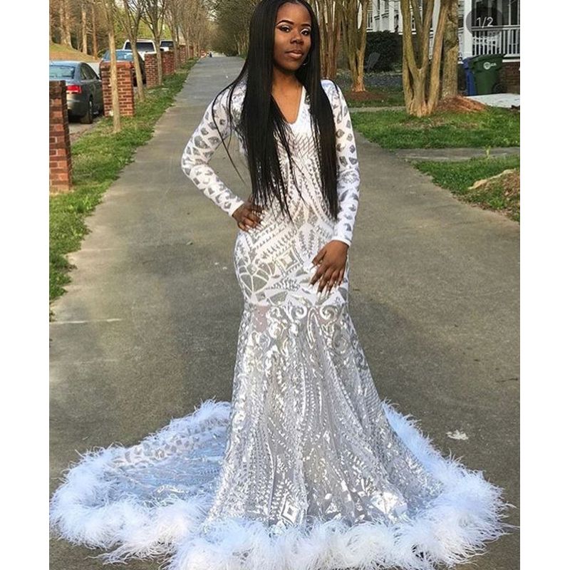 Sexy Long Sleeve Mermaid Prom Dresses 2019 New V Neck Sweep Strain