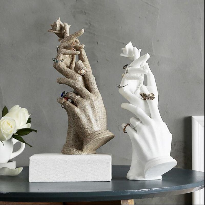 2020 2sty Creative Female Hand Mannequin Buddha Beads Jewelry Storage Shelves Household Ornaments Necklaces Brackets Display D228 From Cozyhouse520 12 07 Dhgate Com