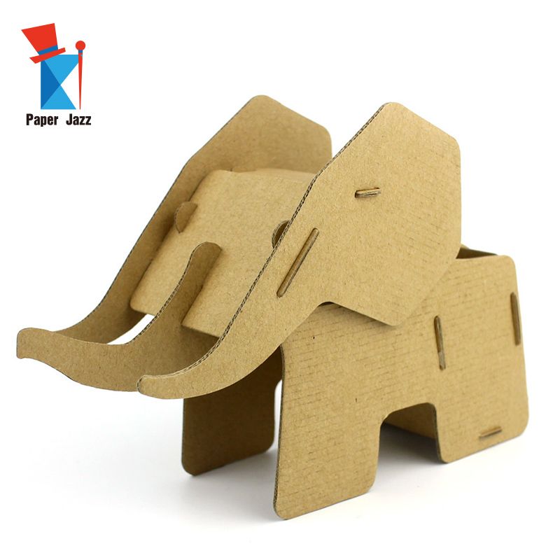 jouets en carton