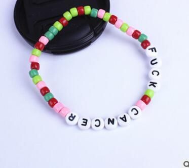 Perles acryliques + lettres