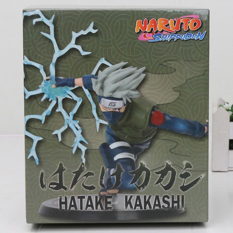 Kakashi mit Schachtel