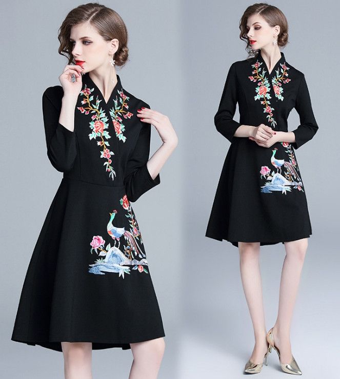 National Style Embroidery Ladies Long Show top