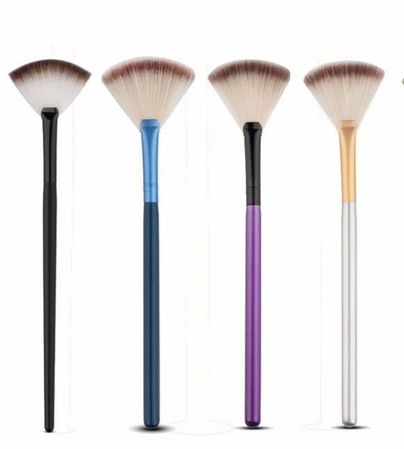 soft fan brush