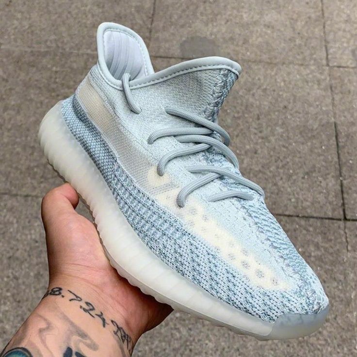 yeezy synth 5 5 Luxury Carousell Singapore