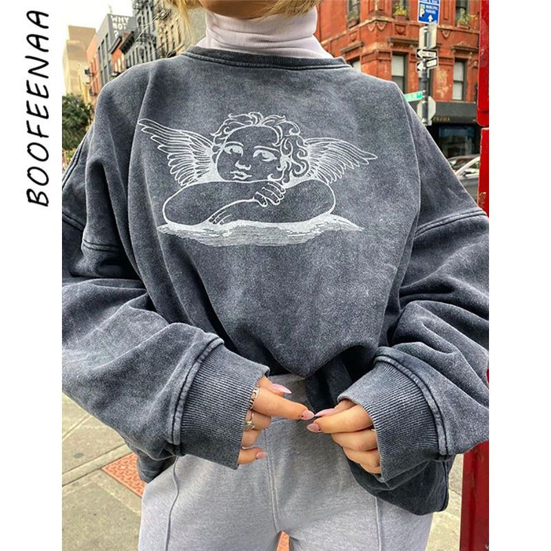 oversized hoodie aesthetic