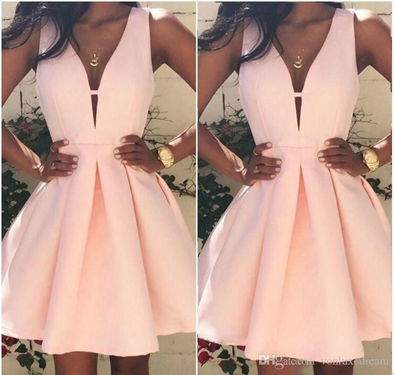 vestidos curtinhos da moda