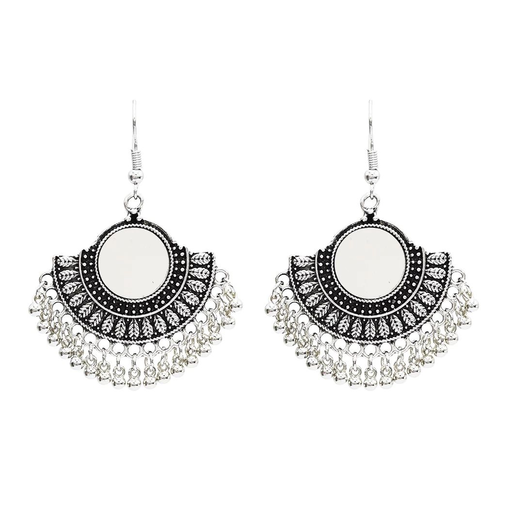 Verre Blanc cristal d'oreille Drop Dangle Stud Antique Gold Long Glands Boucles d'oreilles Verre Blanc cristal d'oreille Drop Dangle Stud Antique Gold Long Glands Boucles d'oreilles