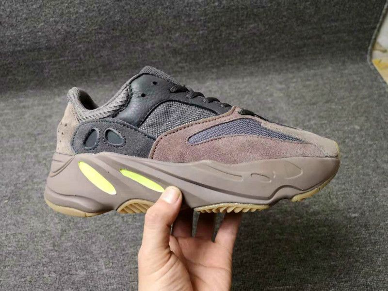 700 mauves