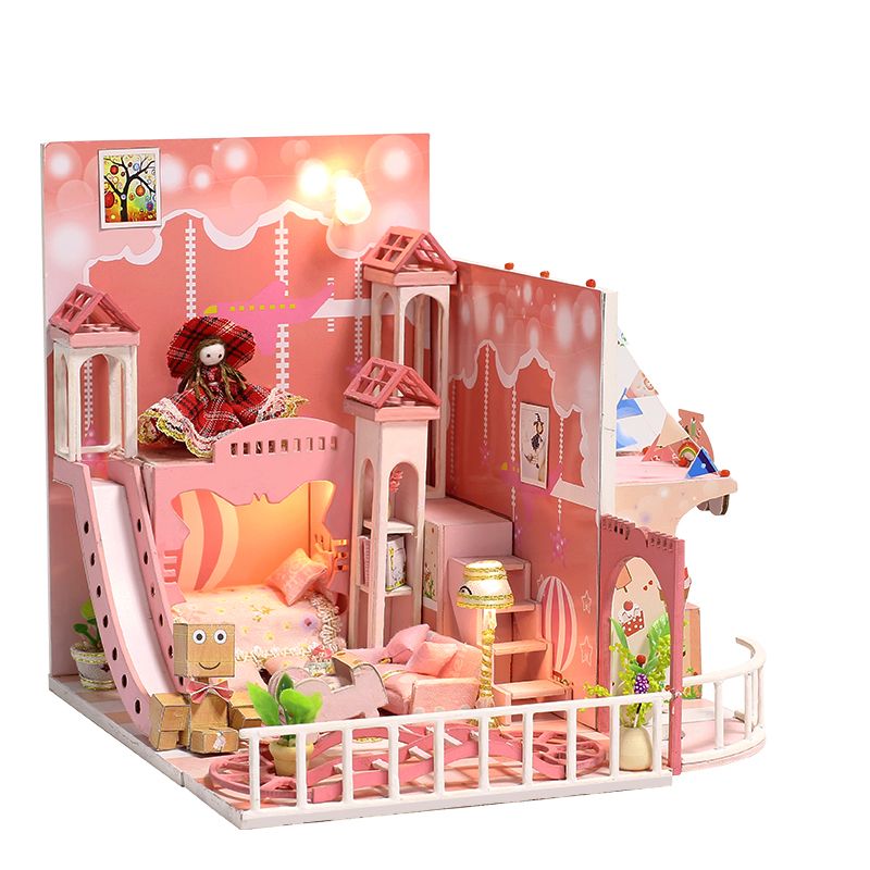 christmas dolls house