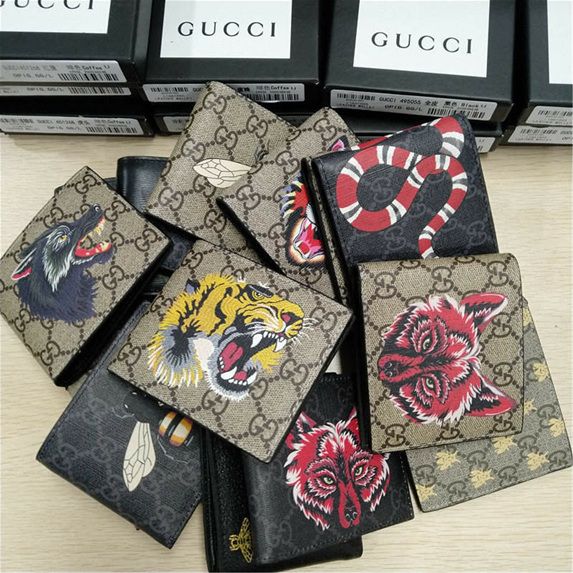gucci wolf clutch