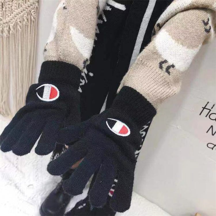 kids hat scarf and gloves set