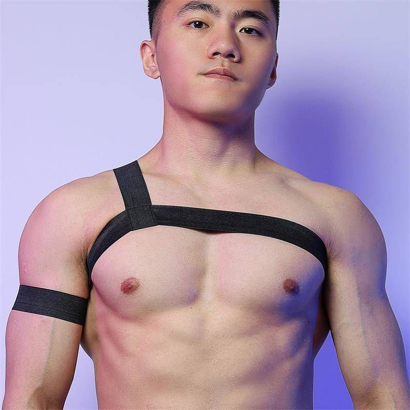 mens sports bra