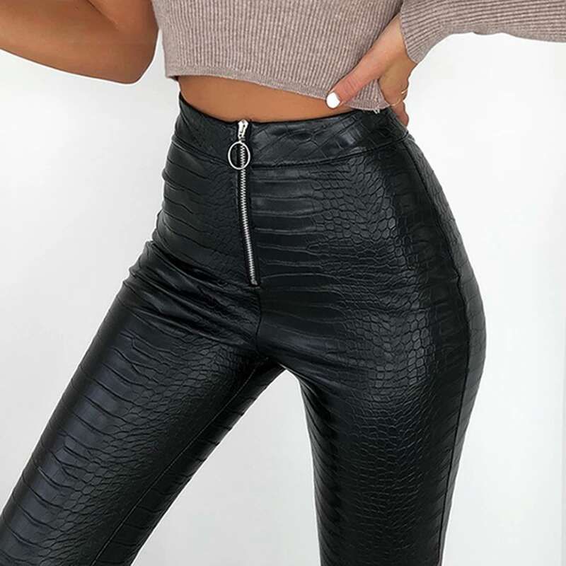 Compra Mujeres De Los Pantalones De Cuero Negro De Lujo De Diseño Pantalones  Del Patrón Del Cocodrilo De Cuero De Imitación Lápiz Otoño Invierno Cierre  De Cremallera De Pantalón Largo Capris Delgados