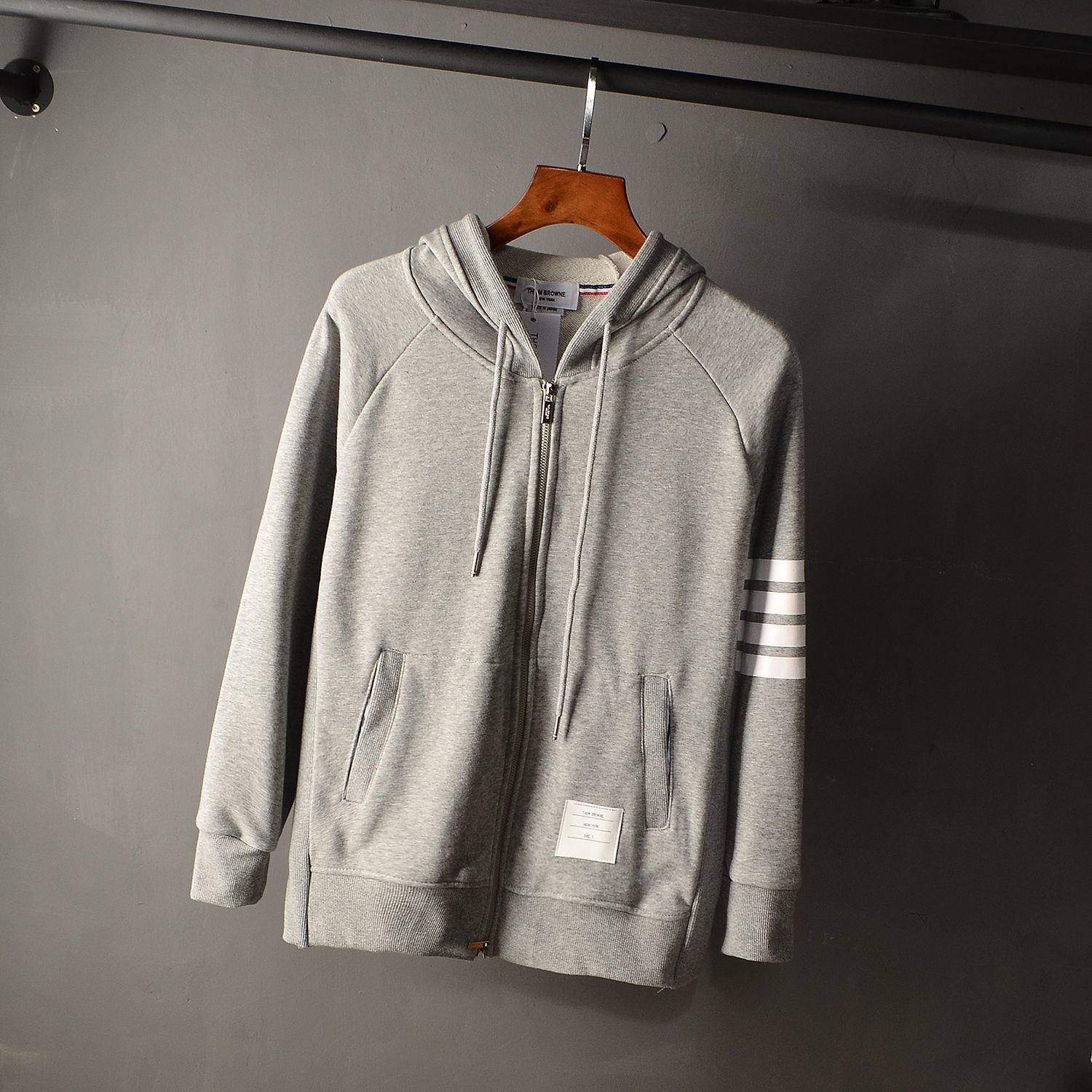 tom brown hoodie CEGICAP
