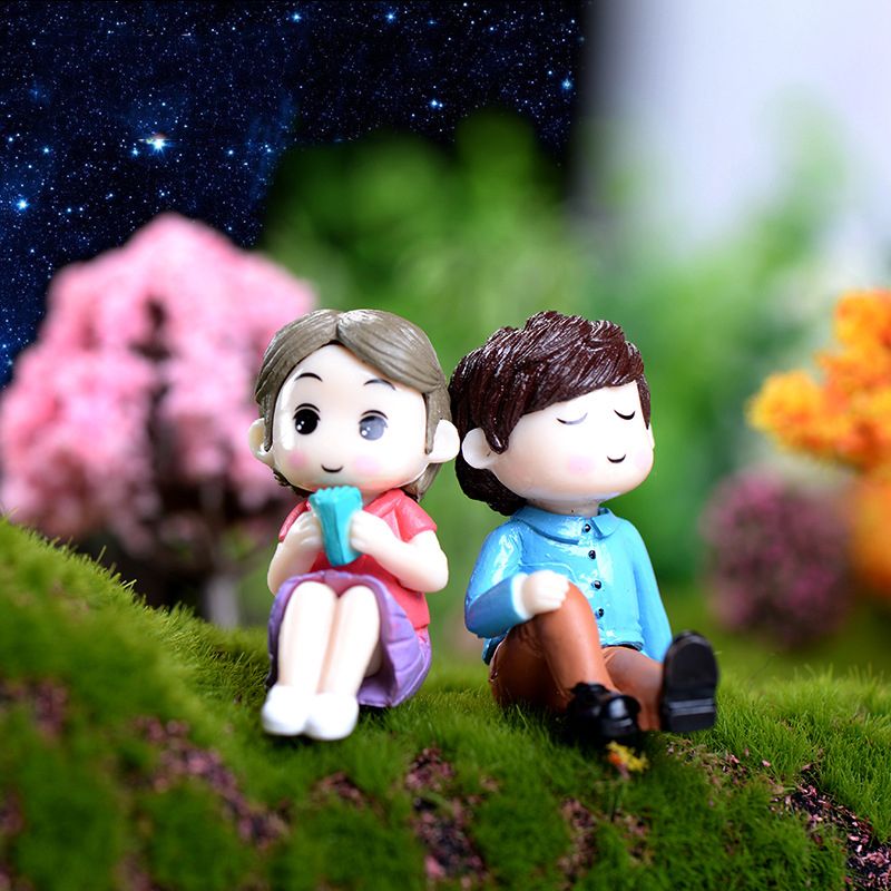 miniature couple dolls