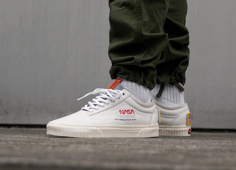 vans nasa white