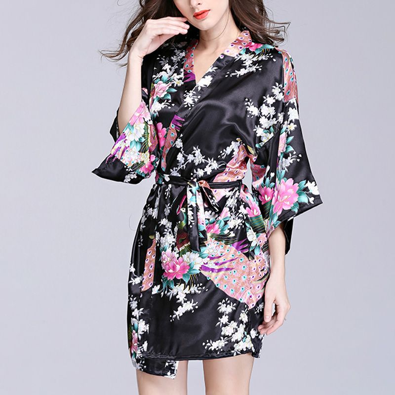 short kimono dressing gown
