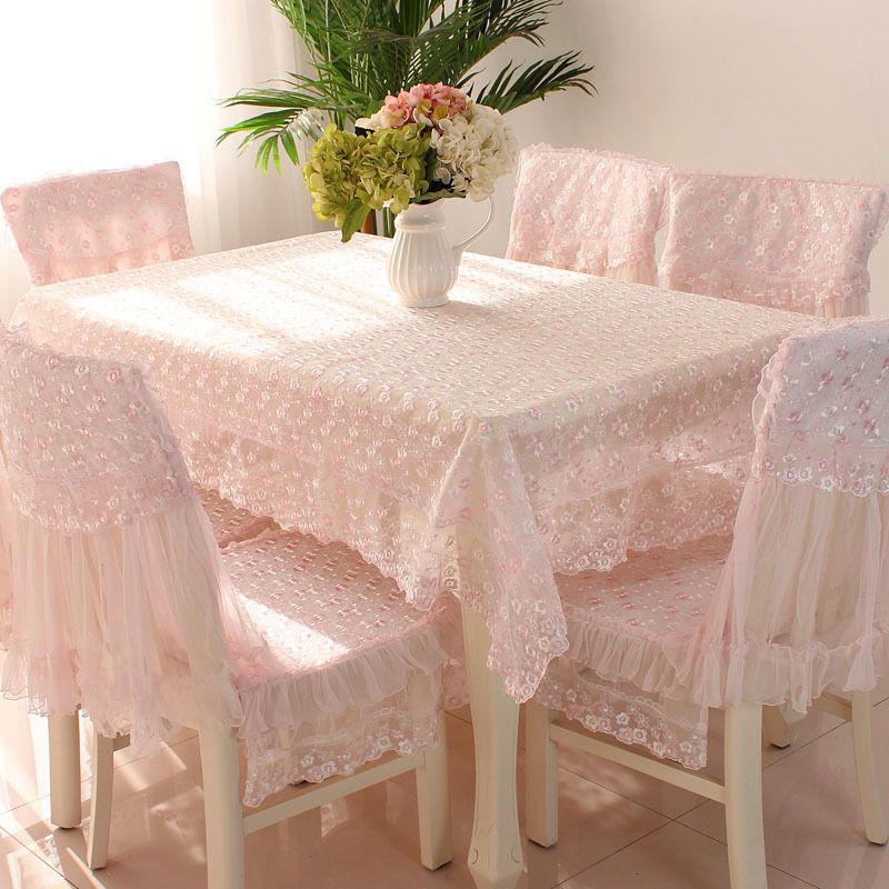cute tablecloths