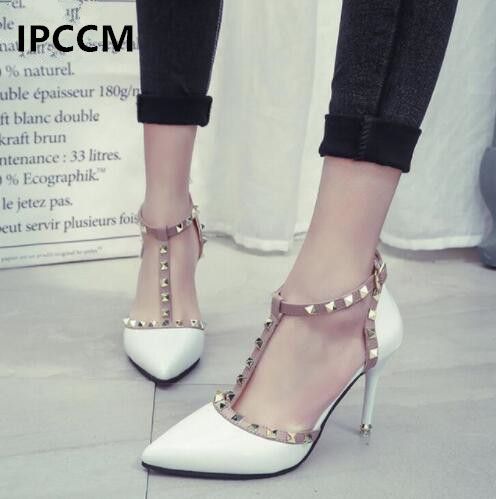 comfortable nude pumps