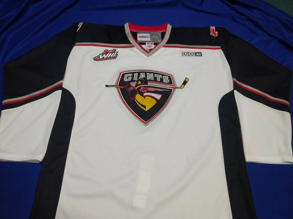 giants hockey jersey