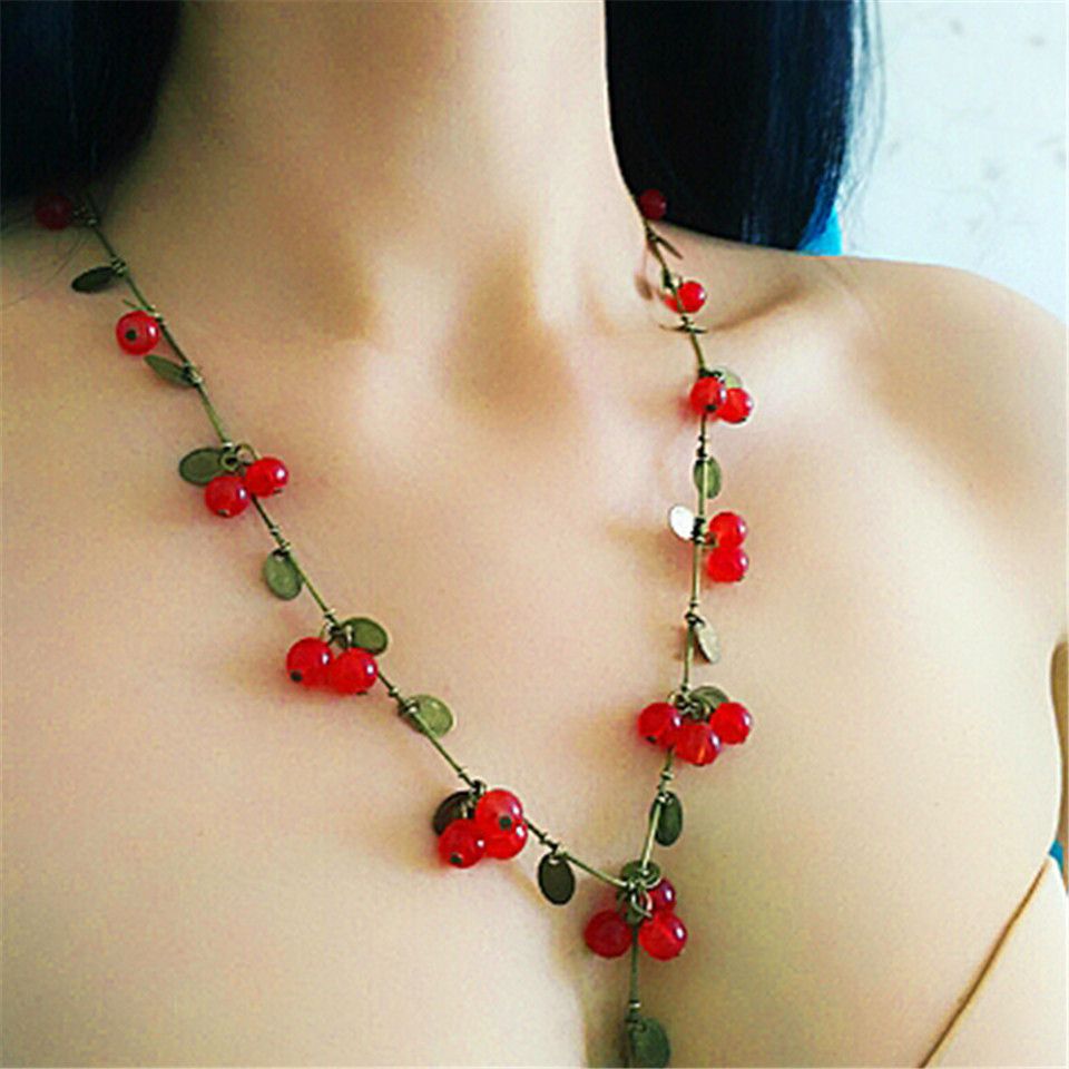 2019 Nuevo collar de cereza rojo coreano lindo Fruta Lady Collares Colgantes Moda Cadena