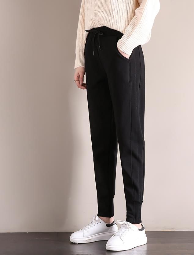 Donna Abbigliamento da Pantaloni casual Sofja Pants 6428 BlackMinimum in Materiale sintetico di colore Grigio eleganti e chino da Pantaloni harem 