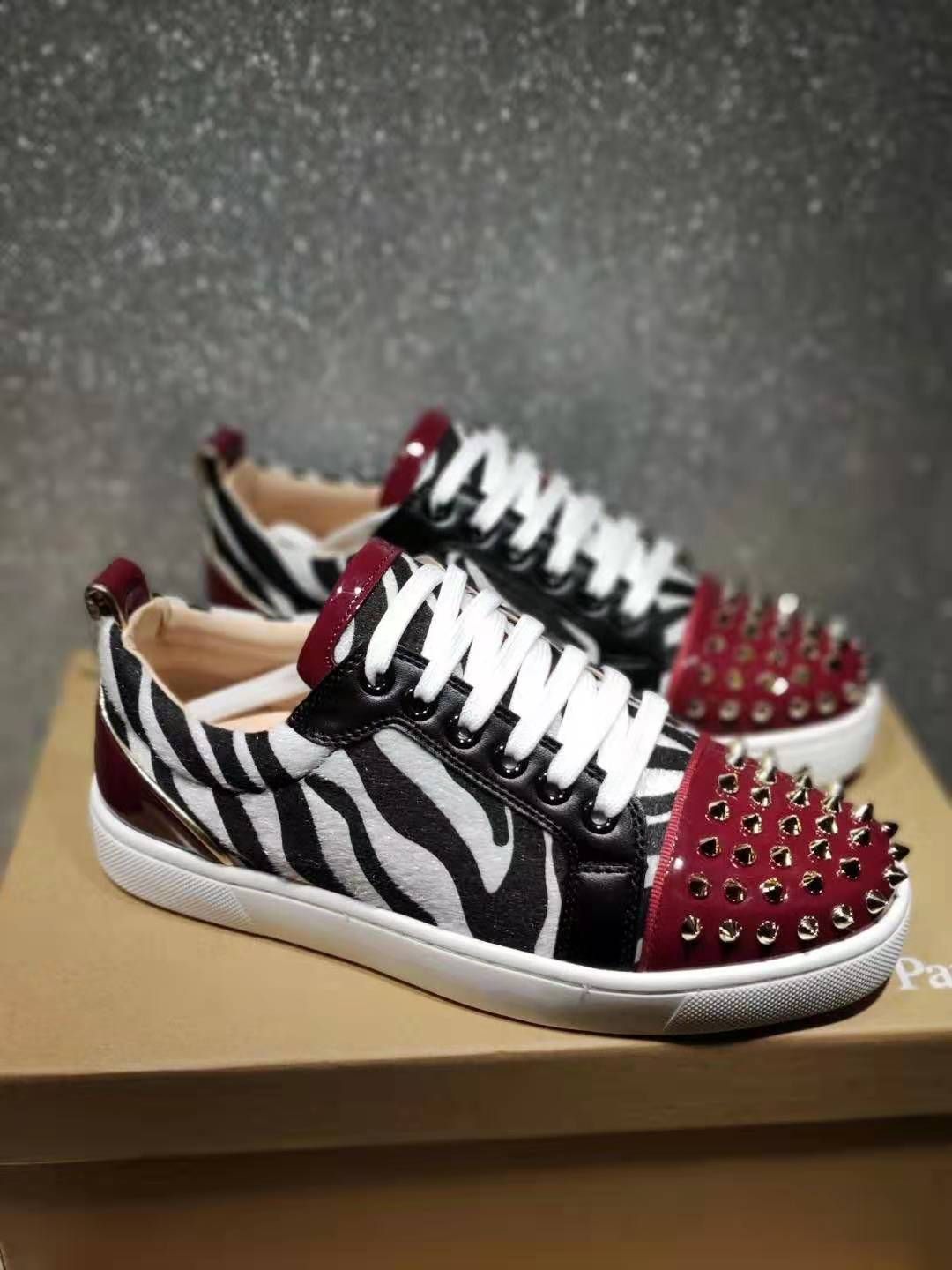 New Color Fashion Luxury Mens Red Bottom Shoes Spiked Low Top