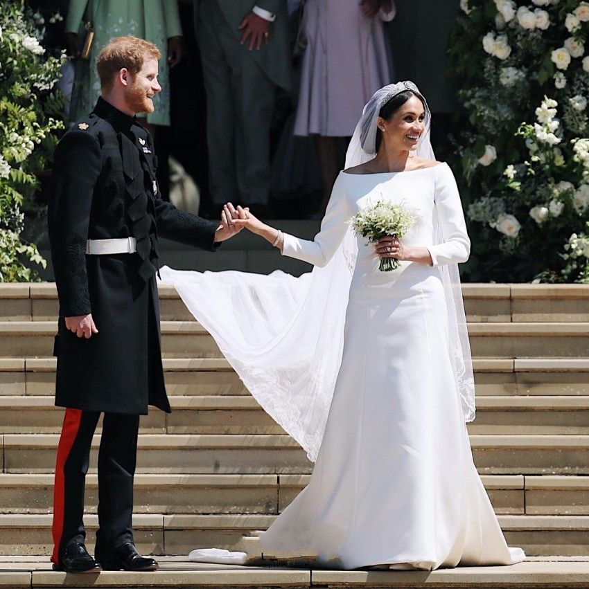 DiscountPrincess Wedding Dresses Newest 2019 Bateau Neck Long Sleeves